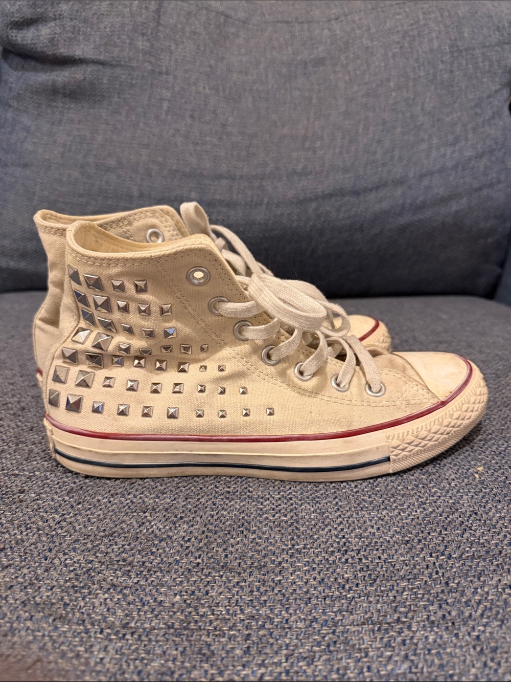 Converse square metal stud All Star Hi Women's 8 Men's 6
